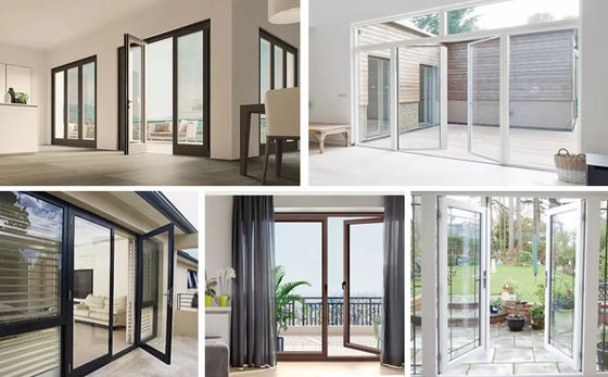 粉末で覆われたアルミのスイングドア