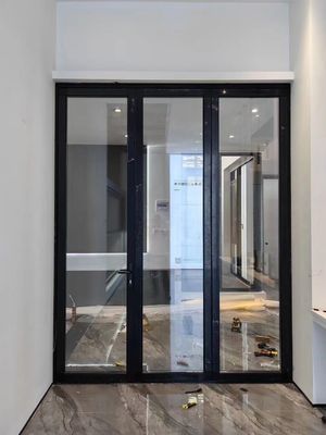 エネルギー効率 アルミニウム折りたたみドア 厚いプロフィール ガラス折りたたみドア