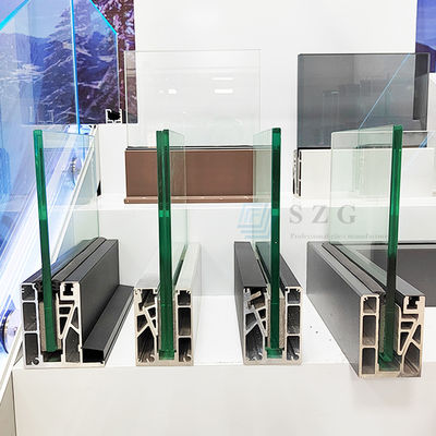 デッキ フレームレス U チャネル ガラス レンディング 住宅用 粉末 コーティング
