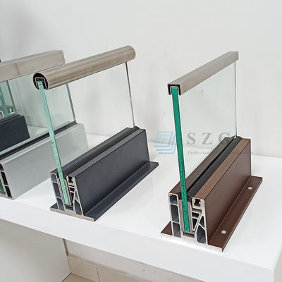 LEDライトガラス バラストラード アルミ 現代のレンディング フレームレス テンパールガラス バルコニー レンディング