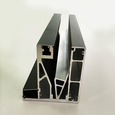 現代のアルミUチャネルガラスレイル オーダーメイドのフレームレスガラスバルコニーレイル