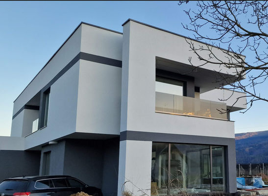 カスタマイズされた滑らかなフレームレスガラスバルストラード 防塵 簡単に清掃