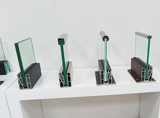 アルミUチャネルガラスバルストラード 耐候 屋外用