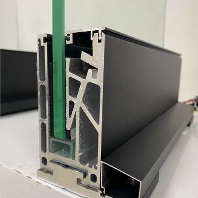 安全と美観を両立した、安定感のある800～1200mm強化ガラスUチャンネルシステム、アルミ手すり付き