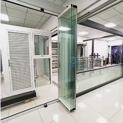 高エネルギー効率で保守費が少ない防水アルミ折りたたみドア