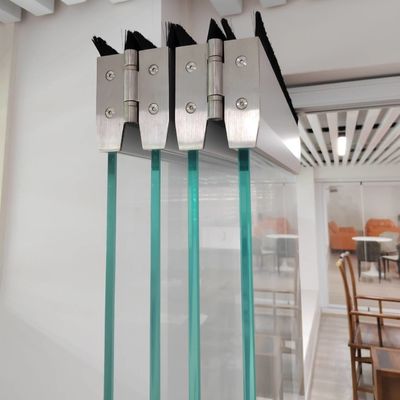 安全なロックメカニズムと良い音絶とのスリームと近代的なアルミの折りたたみのドア