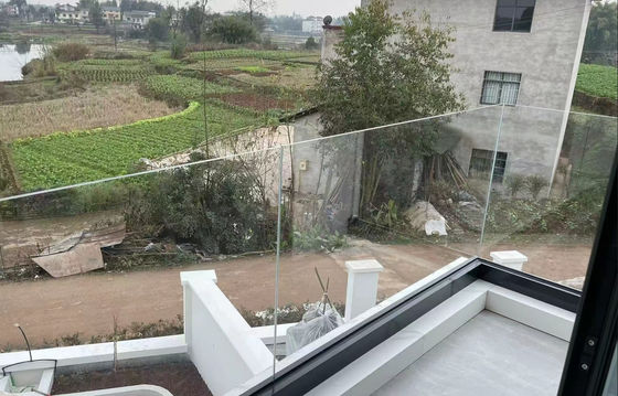 汎用アルミUチャネルガラスレイン 室内アルミガラスバルストラード